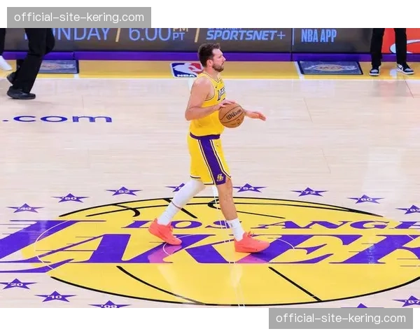 雷霆43分血洗湖人巩固榜首 亚历山大MVP呼声再创新高